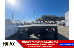 Camión Plataforma 2015 Freightliner M2 106