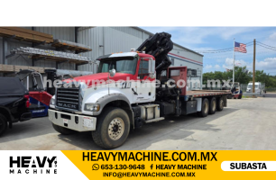 Articulada 2014 MACK GU713