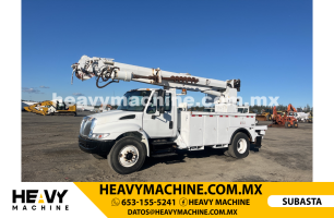  2003 INTERNATIONAL 4300