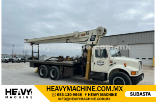 Titán 1990 INTERNATIONAL 4900