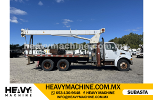 Titán 2002 STERLING M8500