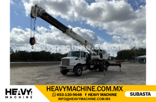 Titán 2012 FREIGHTLINER M2106