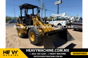 Maquinaria Pesada Cargador frontal 2001 Caterpillar 906